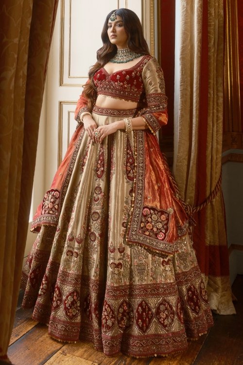 The Most Beautiful Zardosi Lehengas That Have Our Heart! | WedMeGood